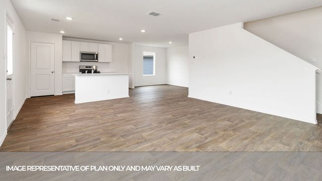 2203 Lionheart Drive, House other with 5 bedrooms, 3 bathrooms and null parking in Luling TX | Image 14