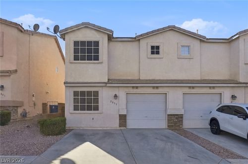 2033 Cary Grant Ct, Las Vegas, NV, 89142-4701 | Card Image