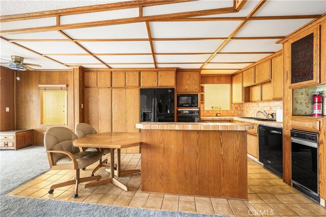 1207 Seal Way, Home with 6 bedrooms, 4 bathrooms and 2 parking in Seal Beach CA | Image 27
