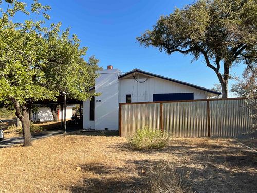 1501 Hill Way Dr, Granite Shoals, TX, 78654-2455 | Card Image