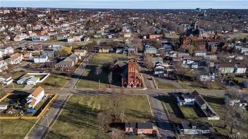 59 Peckham St, Buffalo, NY, 14206-1529 | Card Image