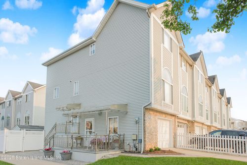 149 Crossfield Avenue, Staten Island, NY, 10312 | Card Image
