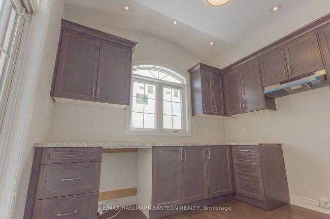 35 Coldbrook Dr, House other with 4 bedrooms, 3 bathrooms and 2 parking in Millbrook ON | Image 8