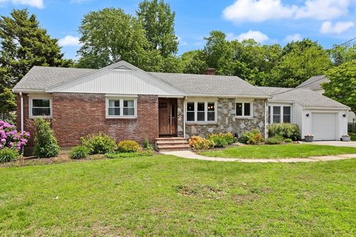 178 Webster St, Needham, MA, 02494 | Card Image