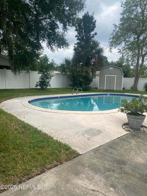 1007 Grove Park Blvd, Jacksonville, FL, 32216-1301 | Card Image