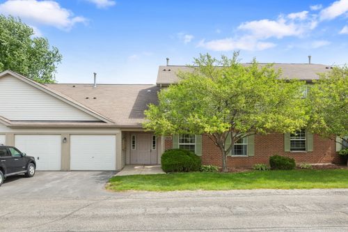2-928 N Village Dr, Round Lake Beach, IL, 60073-5505 | Card Image
