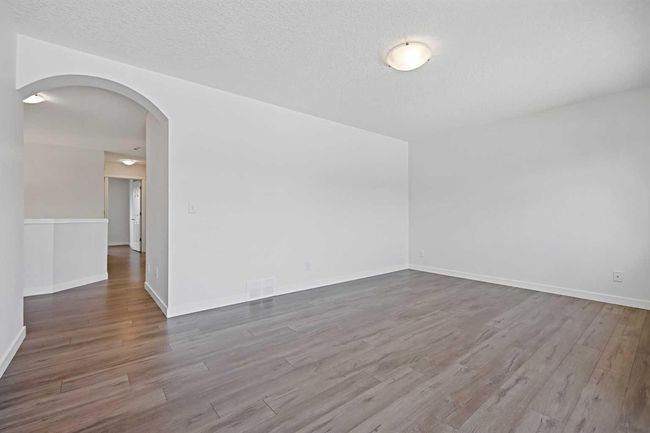19 Rockyspring Green Nw, House other with 4 bedrooms, 4 bathrooms and 4 parking in Calgary AB | Image 20