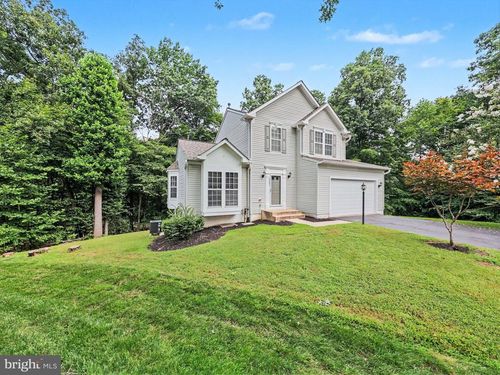 5641 Eppes Island Pl, MANASSAS, VA, 20112-5454 | Card Image