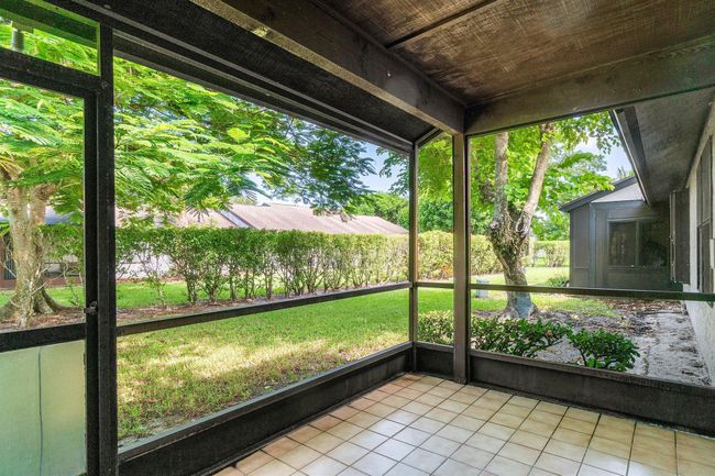 476 Lynbrook Ct, Condo with 2 bedrooms, 2 bathrooms and null parking in Royal Palm Beach FL | Image 22