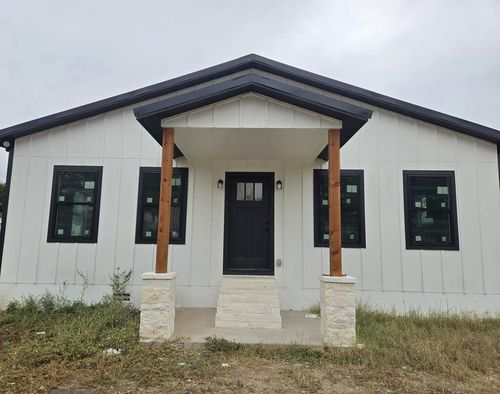209 Tipton St, Menard, TX, 76859 | Card Image