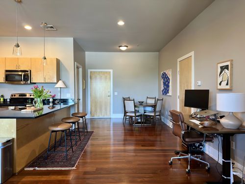 406-2201 8th Ave S, Nashville, TN, 37204-2257 | Card Image