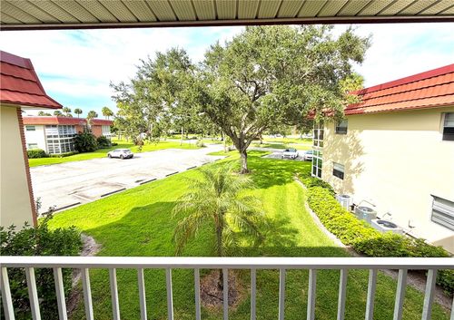 202-9 Vista Palm Ln, VERO BEACH, FL, 32962-0809 | Card Image