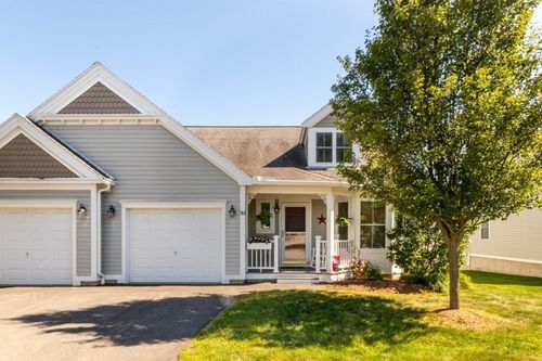 h-3 Strawberry Ln, Hudson, MA, 01749-2866 | Card Image