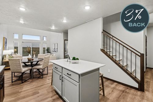 8012 E Tencate Pl, Sioux Falls, SD, 57110-6521 | Card Image
