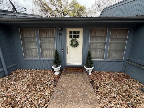 18 Dogwood Dr, Bella Vista, AR, 72715-8144 | Card Image