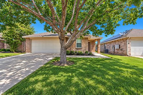 625 Horn St, Crowley, TX, 76036-3433 | Card Image
