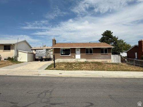 5032 W Highwood Dr, Kearns, UT, 84118-6603 | Card Image