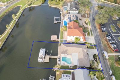 2773 Seabreeze Drive S, House other with 4 bedrooms, 3 bathrooms and null parking in GULFPORT FL | Image 3