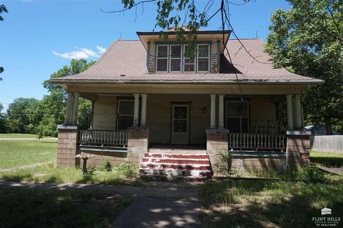 503 Newton St, Lincolnville, KS, 66858-9617 | Card Image