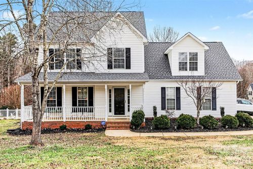 211 Bennington Dr, Stanley, NC, 28164-1579 | Card Image
