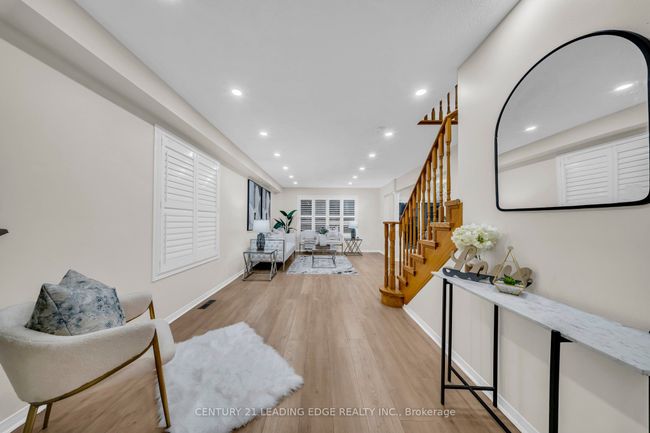 12 Styles Cres, House attached with 4 bedrooms, 4 bathrooms and 1 parking in Ajax ON | Image 5