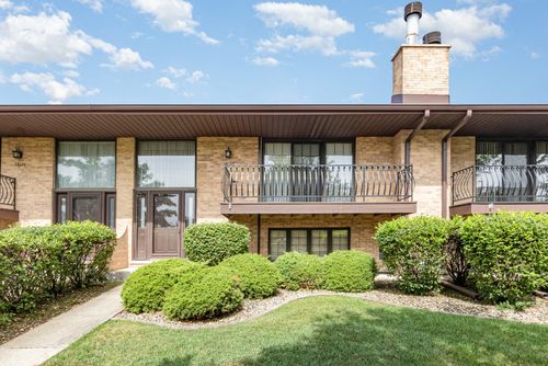 0-16122 Pine Dr, Tinley Park, IL, 60477-6308 | Card Image