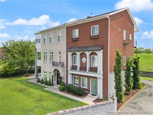 26 Shiloh Pl, New Albany, IN, 47150-5807 | Card Image