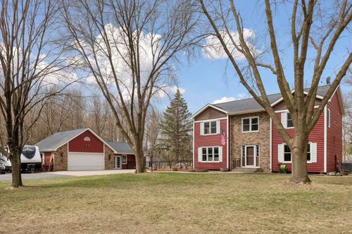 1436 9th St Ne, Montgomery, MN, 56069-4360 | Card Image