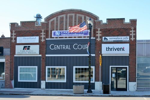 8-34 Central Ave S, Elbow Lake, MN, 56531-4412 | Card Image