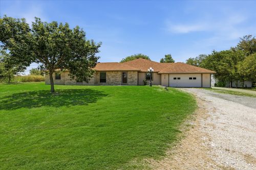 8766 Webb Rd, Ponder, TX, 76259-8427 | Card Image