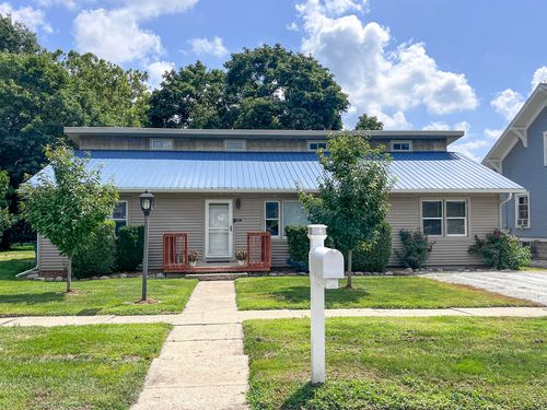 501 N Center St, Colfax, IL, 61728-9225 | Card Image