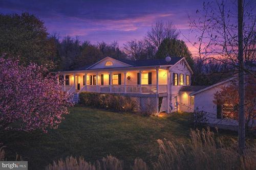 1049 Laurel Grove Rd, WINCHESTER, VA, 22602-2857 | Card Image