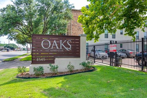302-4545 Live Oak St Avenue, Dallas, TX, 75204 | Card Image