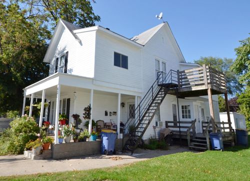 821 6th St Nw, Grand Rapids, MI, 49504-5194 | Card Image