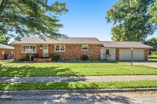 2316 Saint Bernard Ave, Granite City, IL, 62040-4137 | Card Image