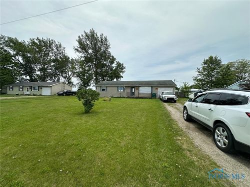 10889 Nelson Rd, Bowling Green, OH, 43402-9681 | Card Image