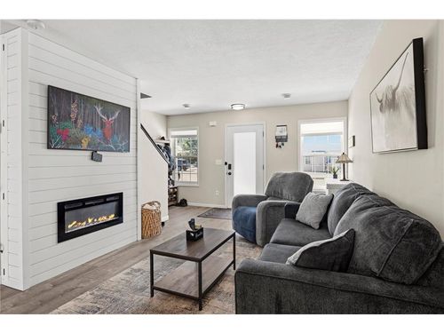 c-1890 Fisher Way, River Falls, WI, 54022-4281 | Card Image