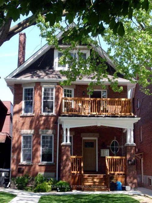 2-543 Palmerston Blvd, Toronto, ON, M6G2P4 | Card Image