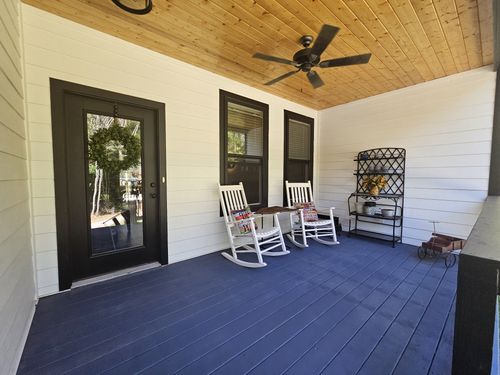 425 Buck Graves Rd, Westmoreland, TN, 37186-5444 | Card Image