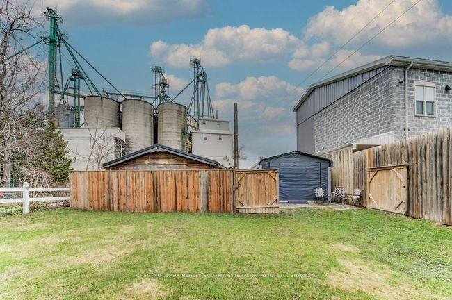 27 Station St, House other with 3 bedrooms, 2 bathrooms and 1 parking in Tavistock ON | Image 34
