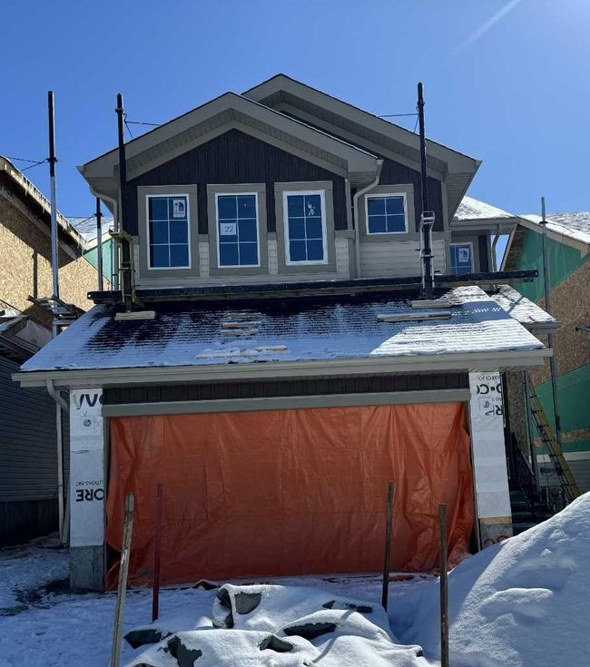 22 Belgian Crescent, Home with 3 bedrooms, 2 bathrooms and 4 parking in Cochrane AB | Image 2