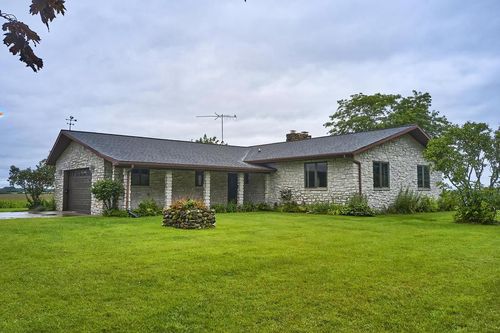 3921 Logtown Road, Oconto, WI, 54153 | Card Image