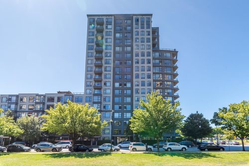 510-3520 Crowley Dr, Vancouver, BC, V5R6G9 | Card Image