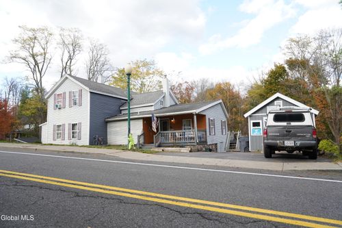 552 Mountain Ave, Purling, NY, 12470-2711 | Card Image