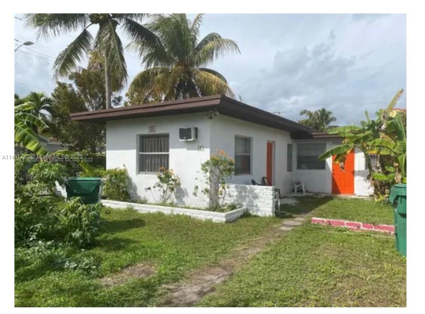75th St, Miami, FL 33138