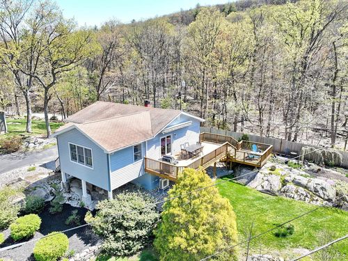 10 Park Ave, Warwick, NY, 10990-1712 | Card Image