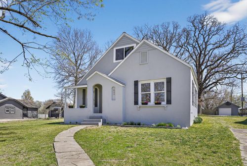 521 Oak Ridge Dr, Neosho, MO, 64850-2128 | Card Image