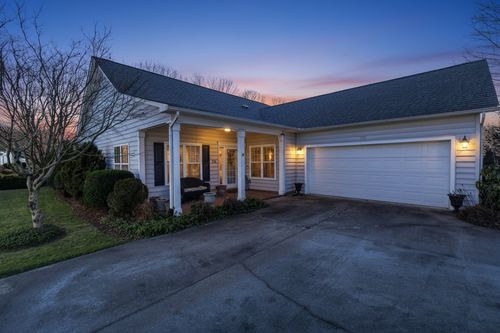 302 Cambridge Dr, Brevard, NC, 28712-9111 | Card Image