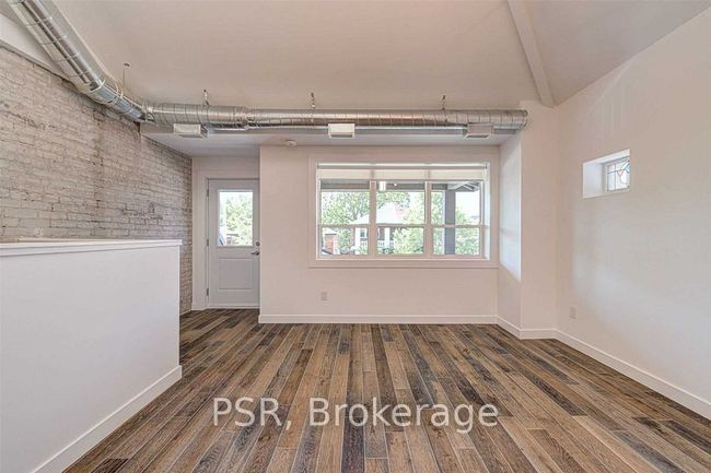 UPPER - 89 Hammersmith Ave, Home with 2 bedrooms, 1 bathrooms and null parking in Toronto ON | Image 6