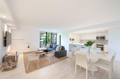 apt-306-181 Crandon Blvd, Key Biscayne, FL, 33149-1549 | Card Image